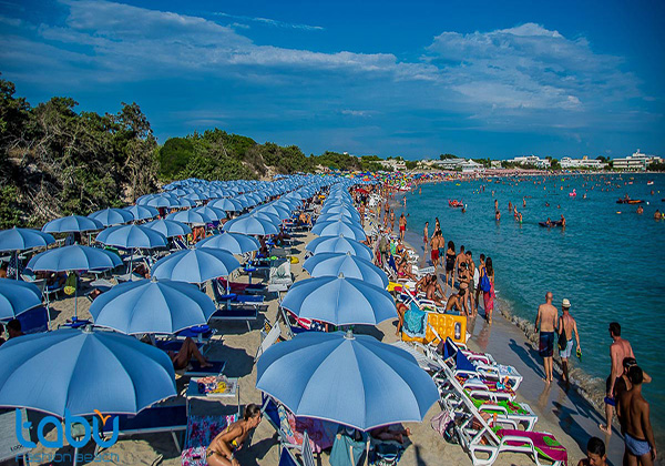La Spiaggia e il "Lido Tabù Fashion Beach", Porto Cesareo, Lecce.