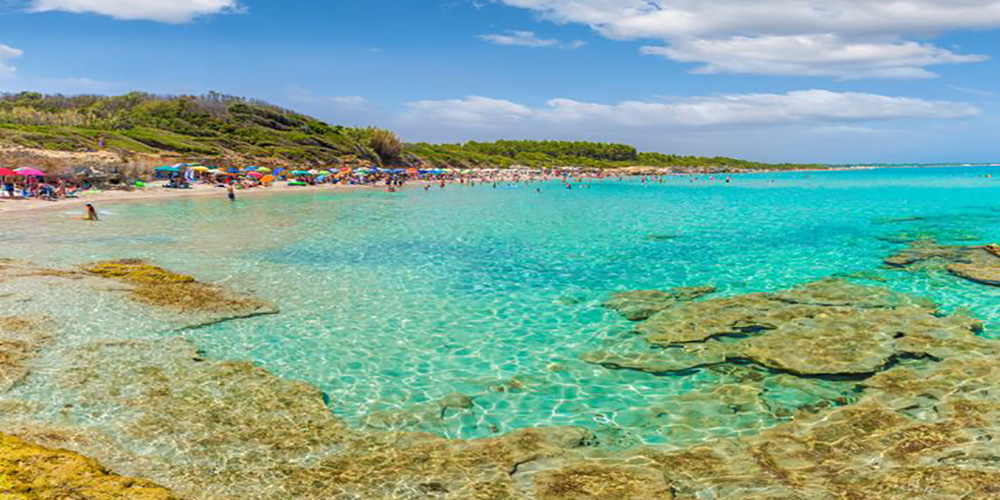 Mare cristallino color verde smeraldo, "Baia dei Turchi", Alimini, Otranto.