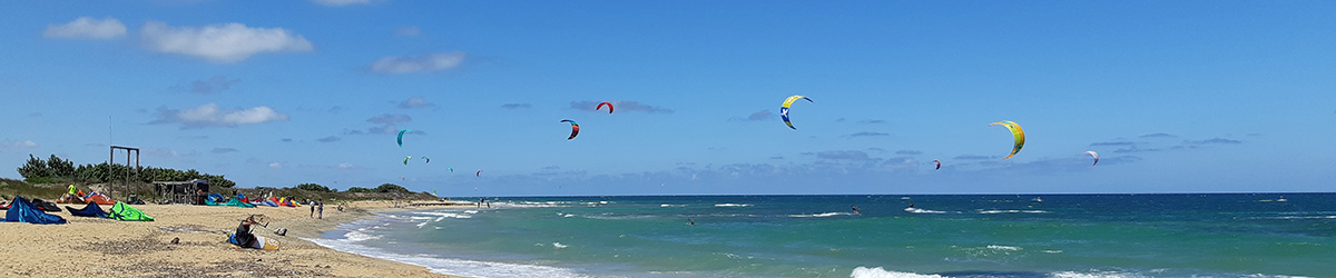 Kite Surf sulle nostre spiagge più ventilate, Spiaggia di Frigole, Lecce.