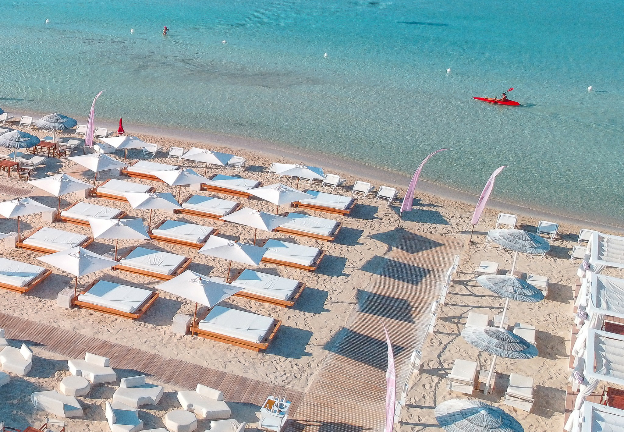 Lido balneare la mattina e discoteca di notte al "Bahia Club", Otranto, Salento, Lecce.