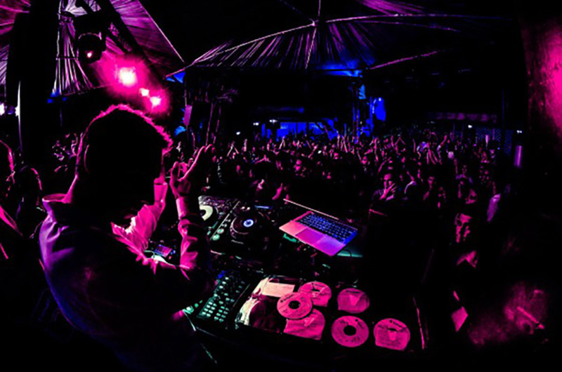 la notte al "Bahia Club", Otranto, Salento, Lecce.