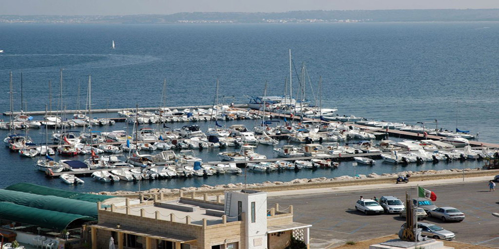 Porto turistico di Gallipoli.