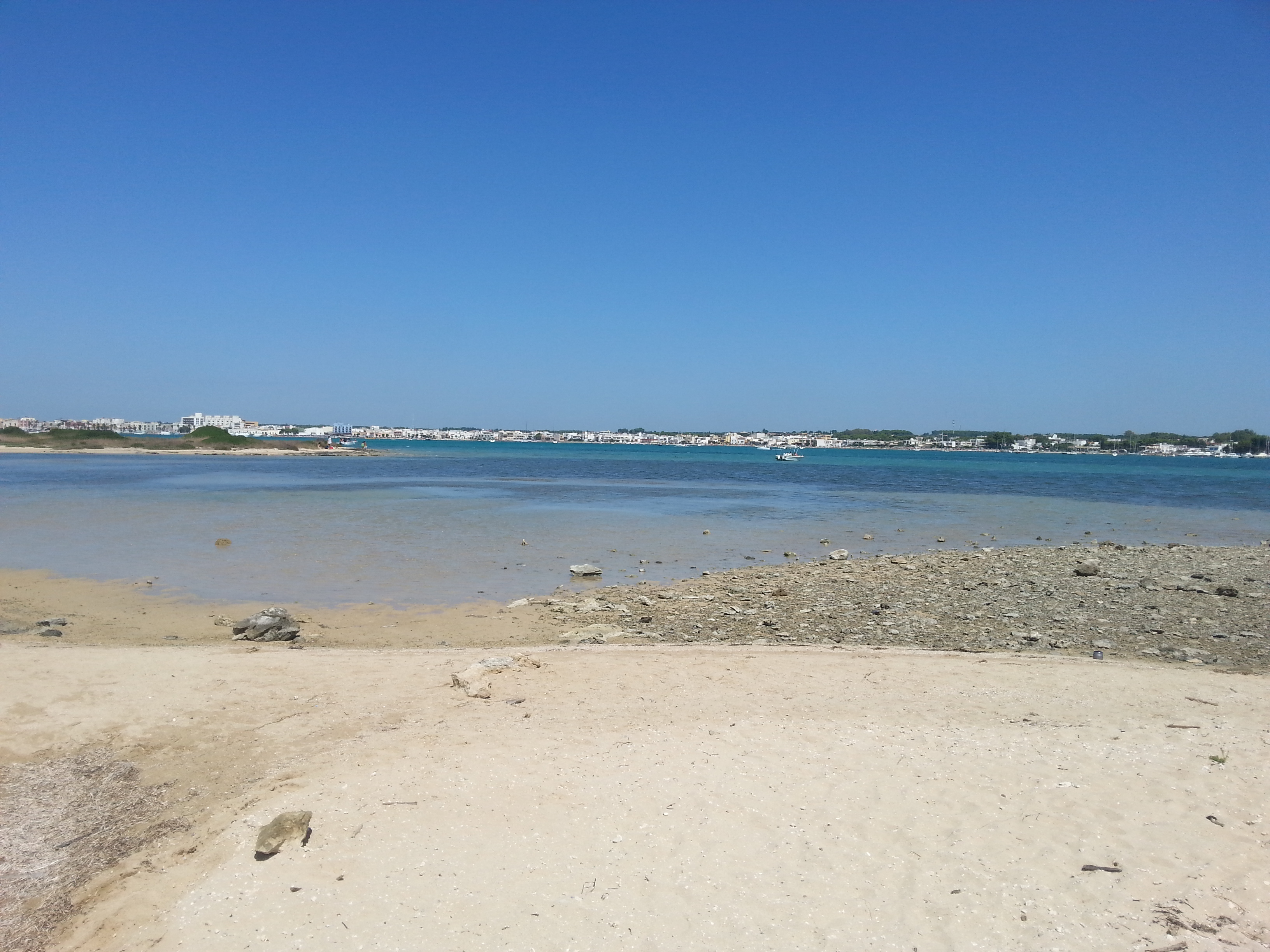 Porto Cesareo: vista dalla penisola della Strea.