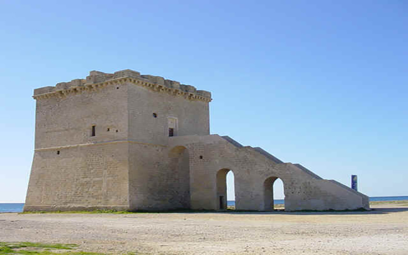 Torre Lapillo a soli 5,6 Km da Porto Cesareo.