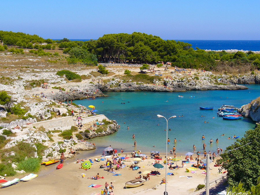 Stupenda insenatura di Porto Badisco, a soli 6,2 km da Santa Cesarea Terme, Salento, Lecce.