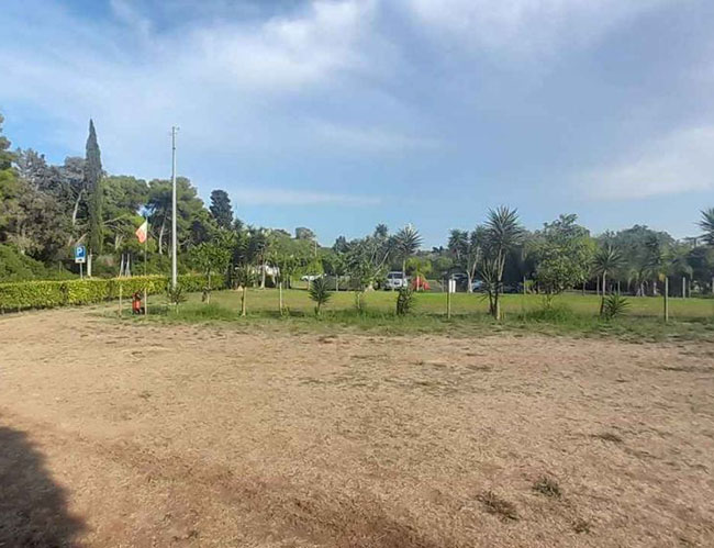 Parcheggio Peluso, Spiaggia degli Alimini, Otranto